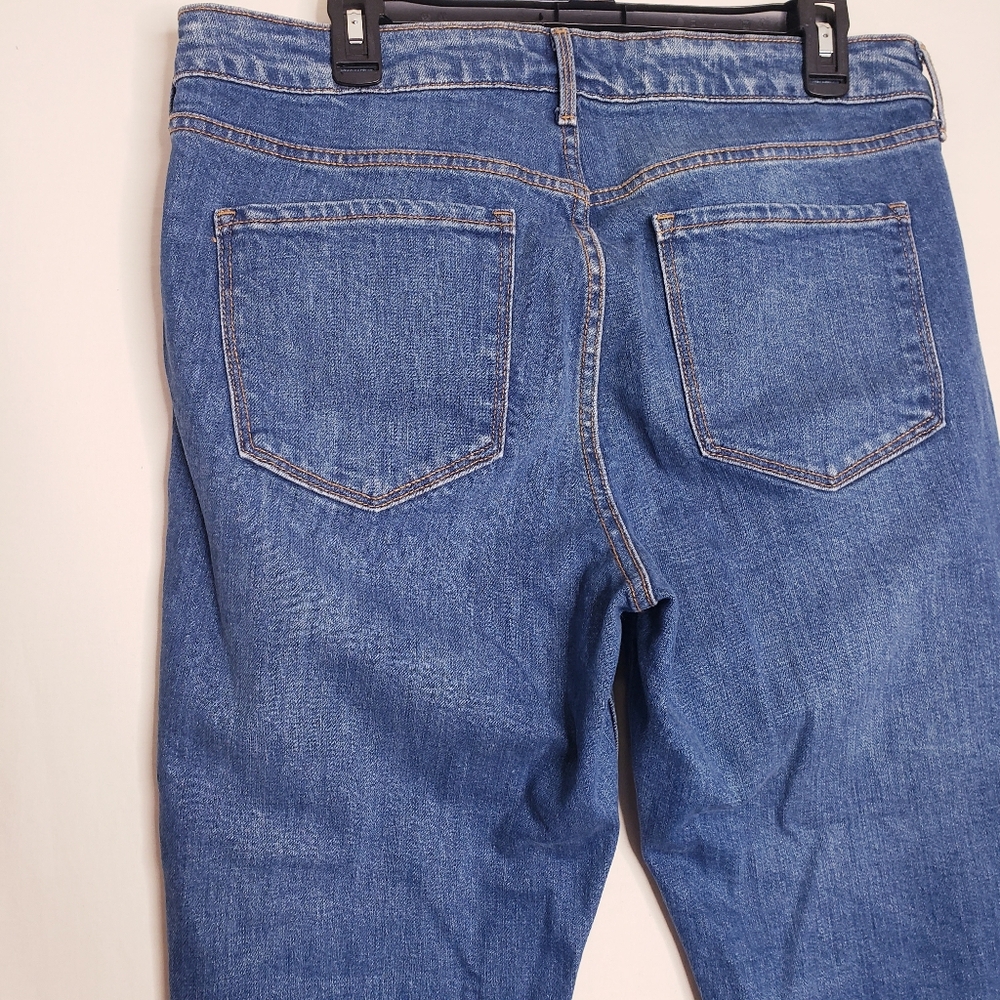Old Navy Women's Straight Leg Jeans - Blue - Picture 5 of 10